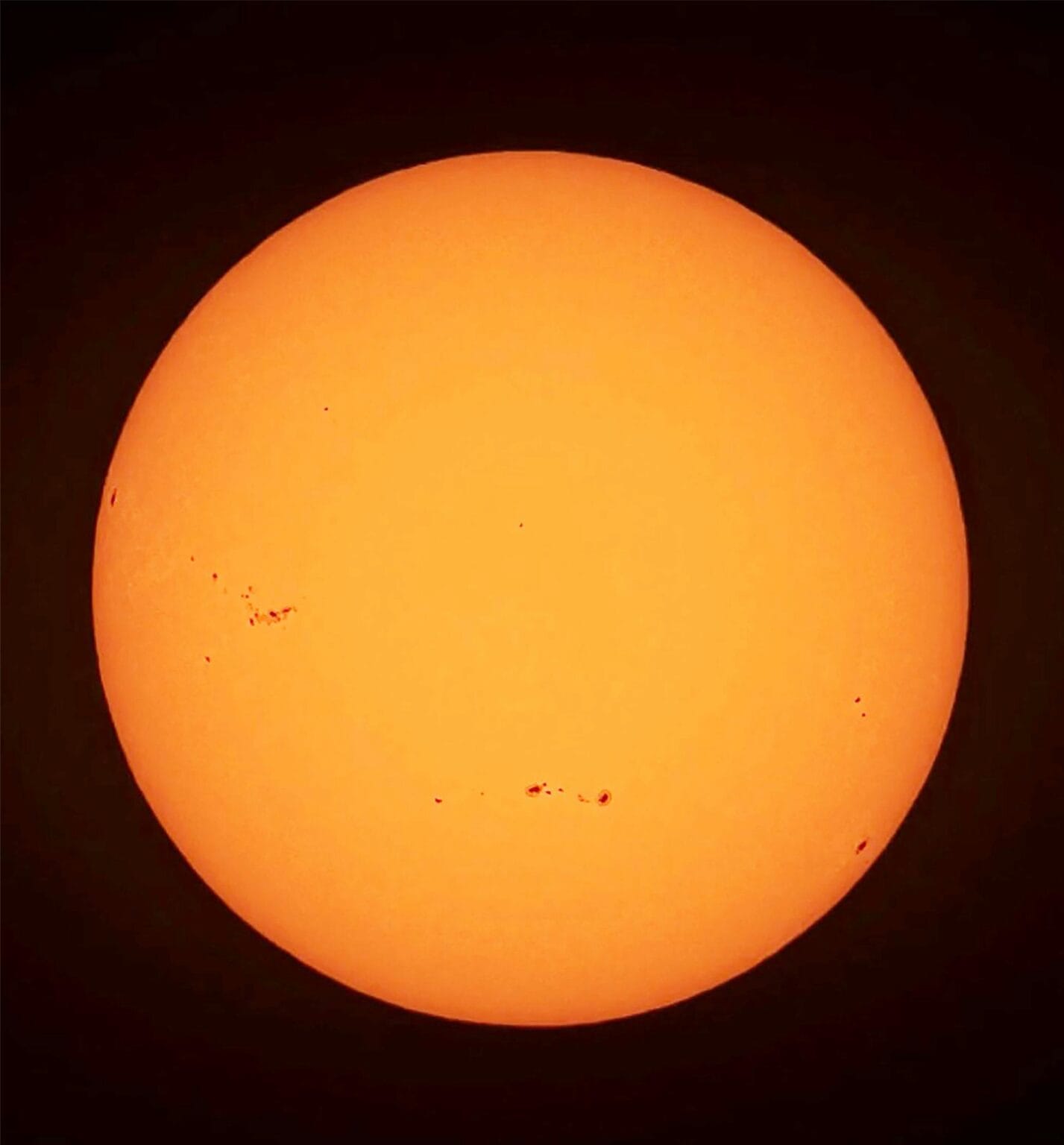 Слънцето в астрологията – жизнена сила и слънчев знак по зодии